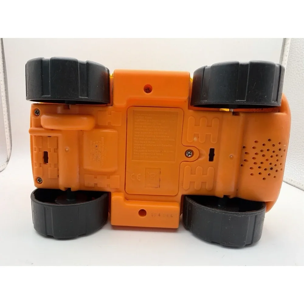Fisher-Price Little People Dump Truck Toy 2009 Ages 1-4 Years. Works!